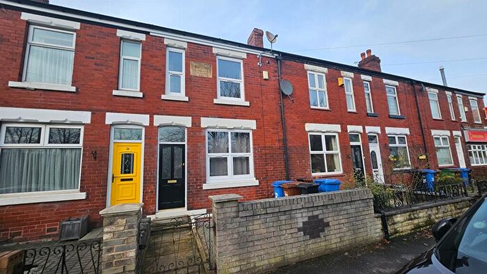 4 Bedroom Terraced House To Rent In Chatham Street, Stockport, SK3