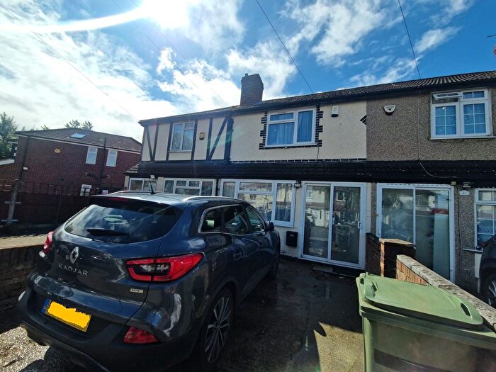 2 Bedroom Terraced House To Rent In Fredora Avenue, Hayes, UB4