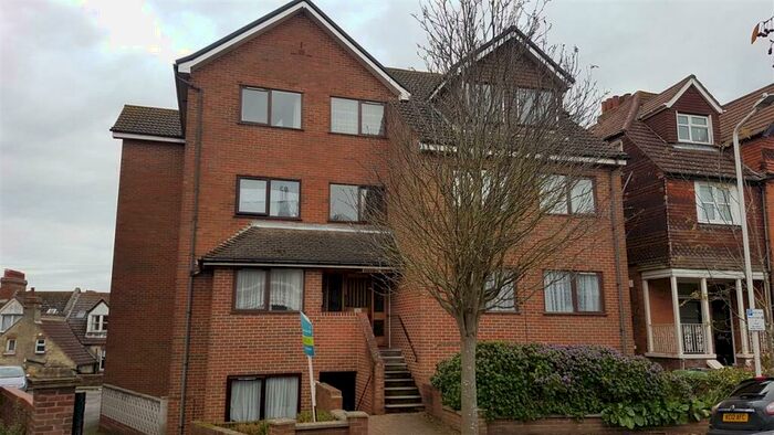 2 Bedroom Flat For Sale In Wiltie Court, Wiltie Gardens, Folkestone, CT19