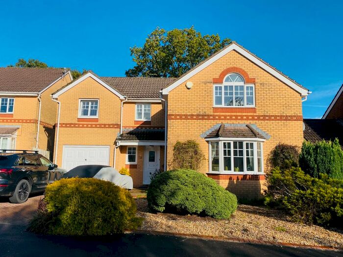 4 Bedroom Detached House To Rent In Charlock Close, Thornhill, Cardiff, CF14