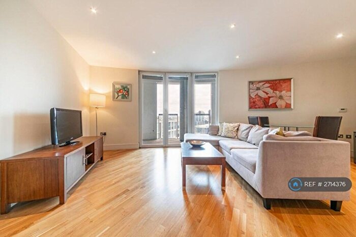 1 Bedroom Flat To Rent In Trinity Tower, London, E14