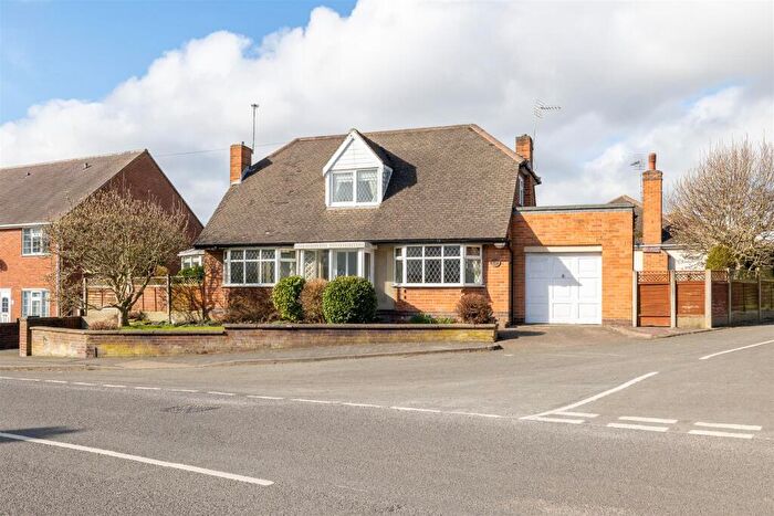 3 Bedroom Detached House For Sale In Rowena Drive, Ashby-De-La-Zouch, LE65