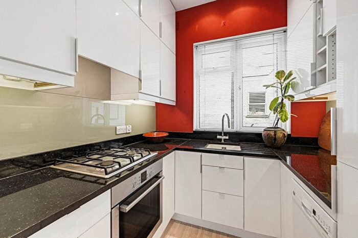 2 Bedroom Flat To Rent In Ifield Road, Chelsea Village, SW10