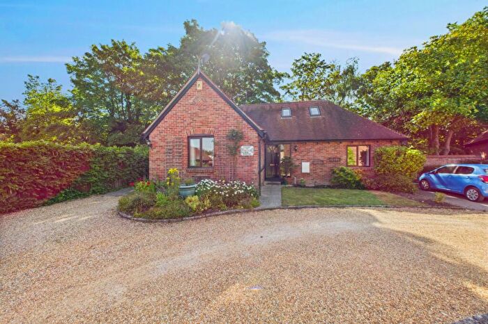3 Bedroom Detached House For Sale In Brookdale Farm, Broadstone, Dorset, BH18