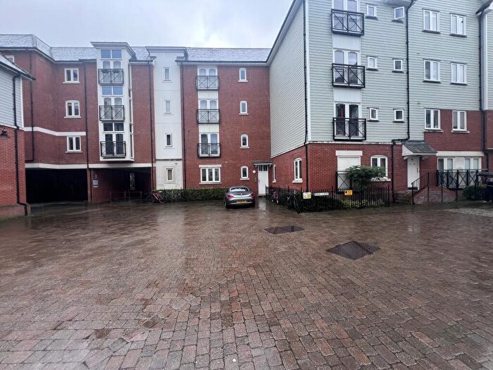 1 Bedroom Apartment To Rent In Back Lane, Canterbury, CT1