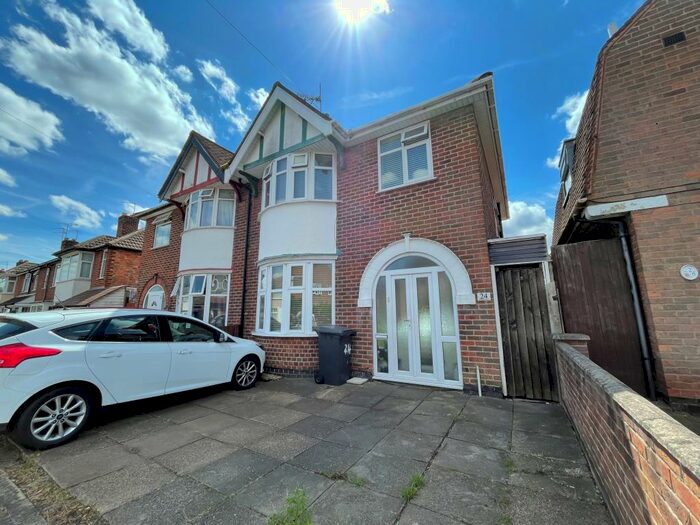3 Bedroom House To Rent In Barton Road, Leicester, LE3