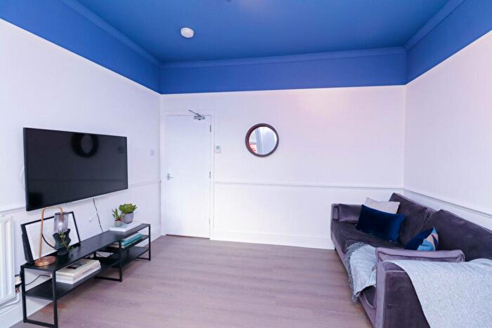 5 Bedroom House To Rent In A West Parade, Lincoln, LN1