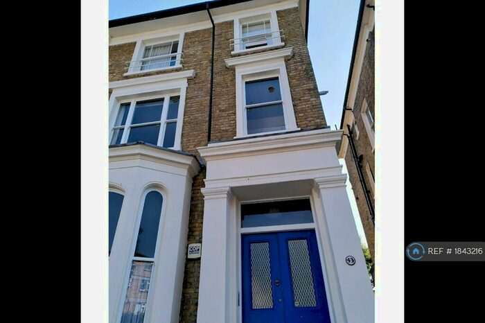 2 Bedroom Flat To Rent In St. John's Grove, London, N19