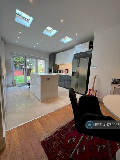 3 Bedroom Terraced House To Rent In Killearn Road, London, SE6