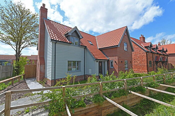 4 Bedroom Detached House For Sale In Langshaw Close, Framlingham, Suffolk, IP13