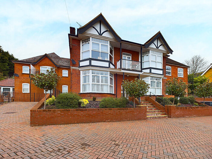 2 Bedroom Flat For Sale In Chilworth House, Rectory Avenue, HP13