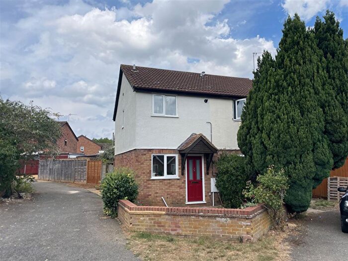 2 Bedroom Semi-Detached House To Rent In Prestwold Way, Blackthorn, Northampton, NN3