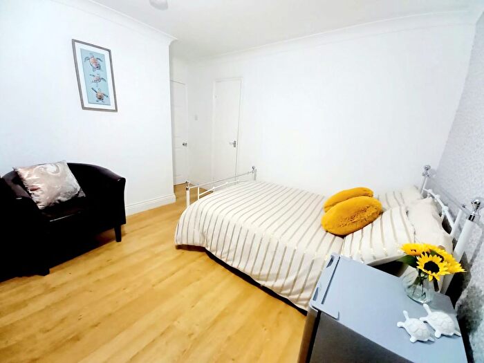 1 Bedroom Property To Rent In Trindehay, Basildon, SS15