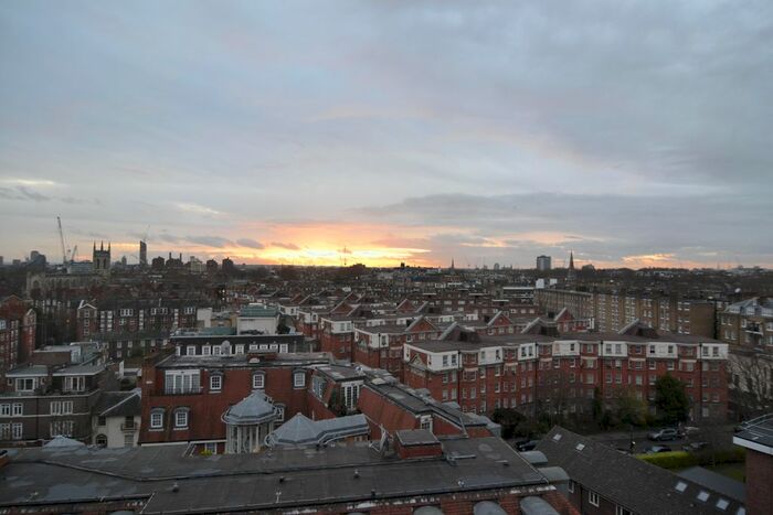 Studio To Rent In Chelsea Cloisters, Sloane Avenue, London, Uk, SW3