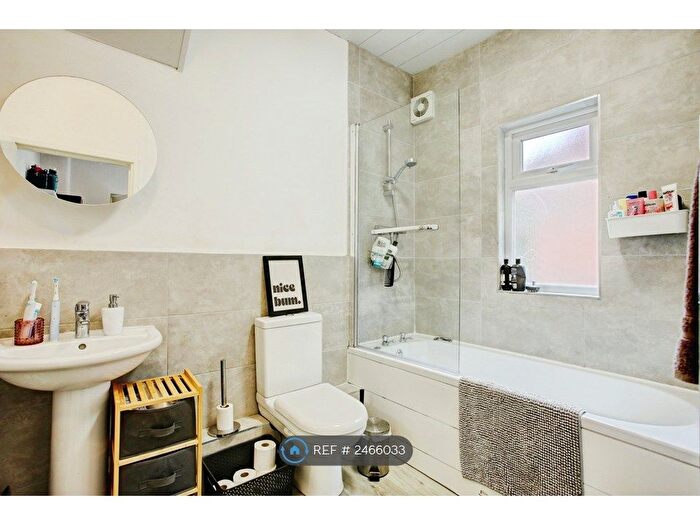 2 Bedroom Semi-Detached House To Rent In Oakland Road, Newcastle Upon Tyne, NE2