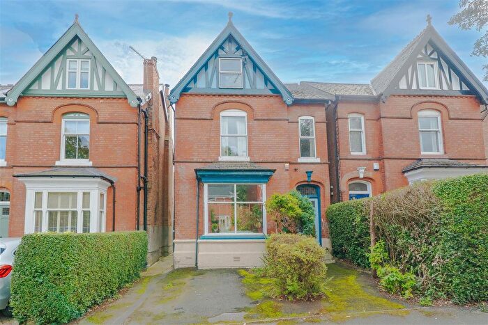 5 Bedroom Detached House For Sale In Blenheim Road, Moseley, Birmingham, B13