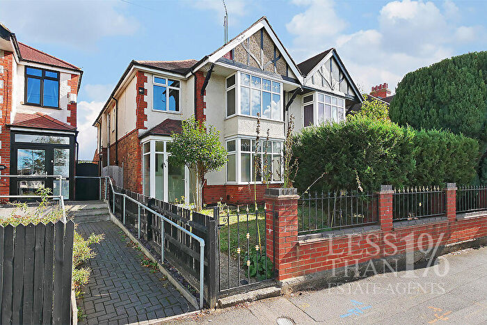 4 Bedroom Semi-Detached House For Sale In Park Avenue North -, NN3