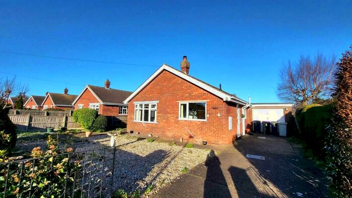 2 Bedroom Detached Bungalow For Sale In Gibsons Gardens, North Somercotes, Louth, LN11