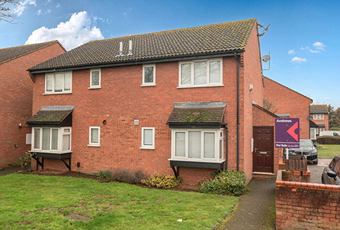 1 Bedroom House For Sale In Firs Close, Mitcham, CR4