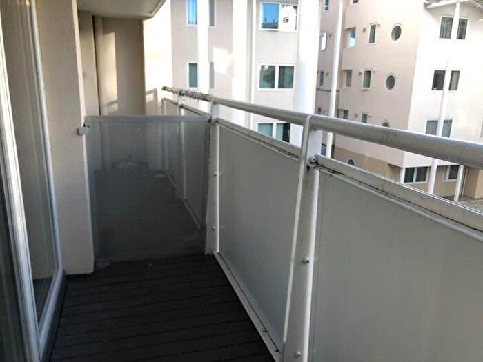 2 Bedroom Flat To Rent In Royal Quay, Kings Dock, Liverpool, L3