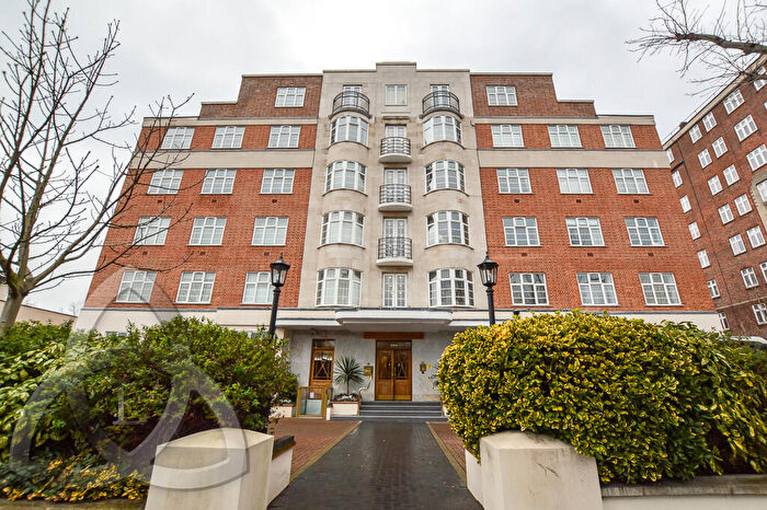 2 Bedroom Apartment To Rent In William Court, Hall Road, NW8