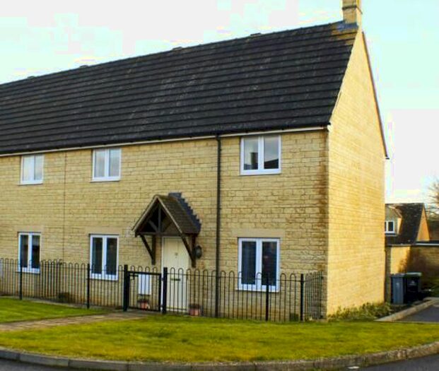 3 Bedroom Semi-Detached House To Rent In Milton-Under-Wychwood, Oxfordshire, OX7