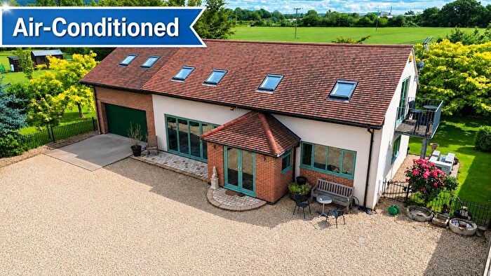 5 Bedroom Detached House For Sale In Sticky Lane, Hardwicke, Gloucester, GL2