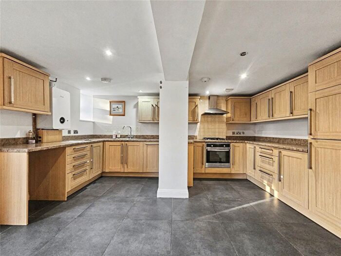 1 Bedroom Flat To Rent In Castle Street, Keinton Mandeville, Somerton, Somerset, TA11