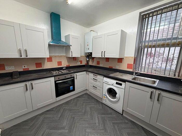 2 Bedroom Property To Rent In Haven Street, Salford, M6
