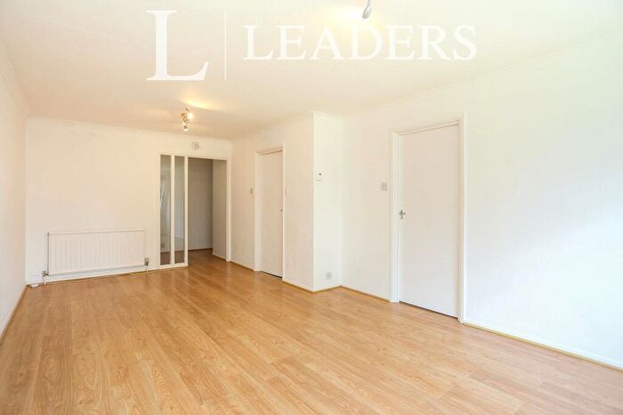 1 Bedroom Flat To Rent In Elsa Court, Hayne Road, BR3