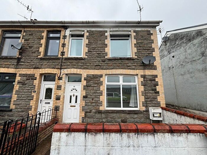 3 Bedroom End Of Terrace House To Rent In Pengam Street, Glan Y Nant, NP12