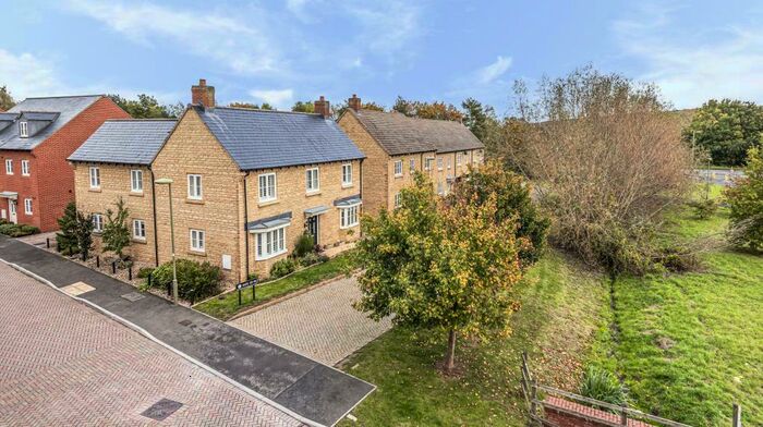 4 Bedroom Detached House To Rent In Eynsham, Oxford, OX29