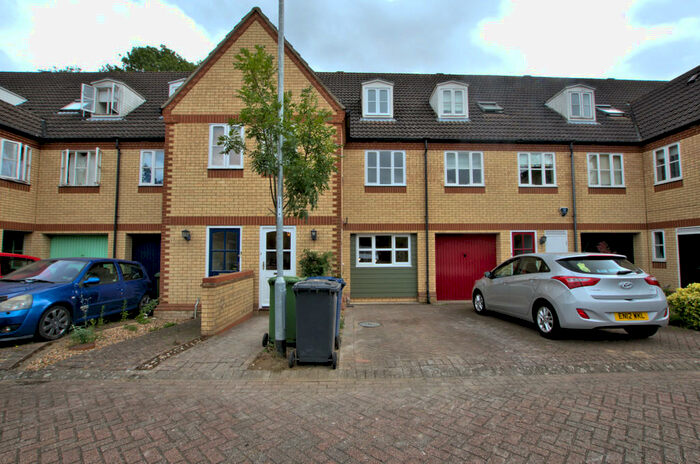 1 Bedroom Terraced House To Rent In Room, Limetree Close, Cambridge, CB1
