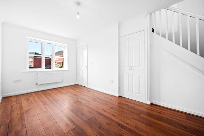 2 Bedroom Semi-Detached House For Sale In Traynor Close, Middleton, Manchester, M24