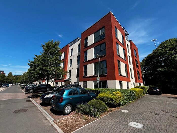2 Bedroom Flat To Rent In Ashton Gate, Paxton Drive, BS3