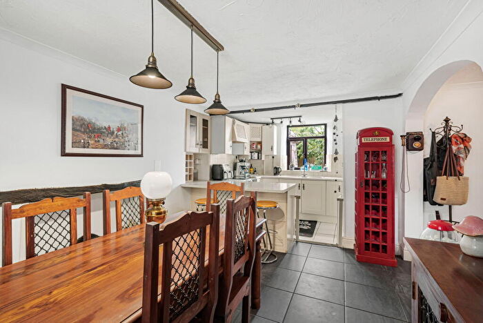 3 Bedroom Cottage For Sale In Brixton, Plymouth, PL8
