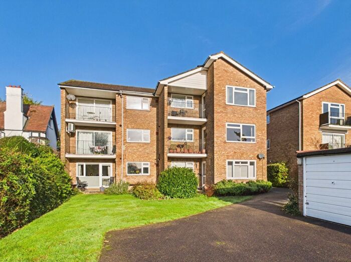 2 Bedroom Flat For Sale In Fordbridge Road, Ashford, Surrey, TW15