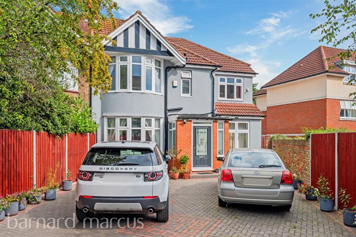 5 Bedroom Property To Rent In Ewell Road, Tolworth, Surbiton, KT6