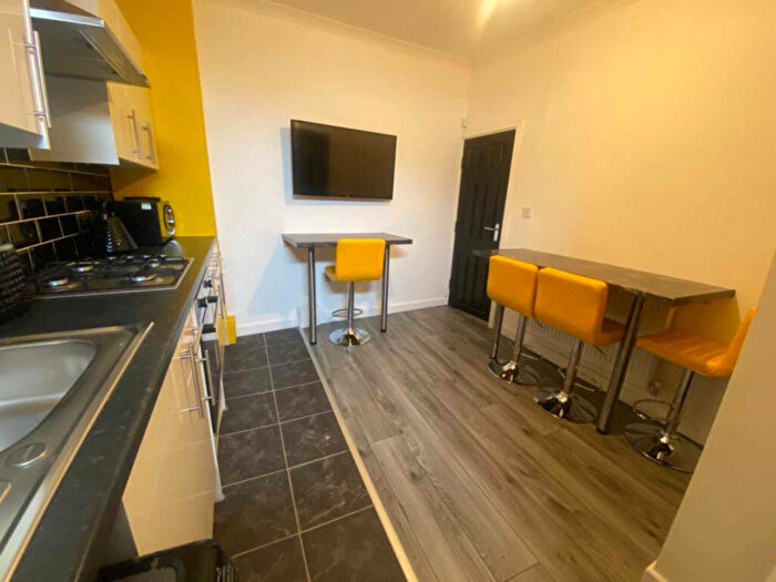 4 Bedroom House To Rent In Molyneux Road, Liverpool, L6