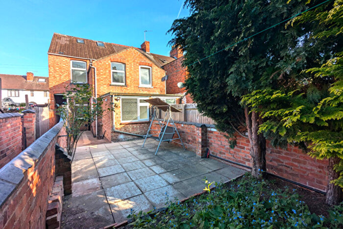 4 Bedroom End Of Terrace House To Rent In Havelock Street, Loughborough, LE11