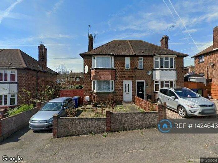 3 Bedroom Semi-Detached House To Rent In Lokyer Road, Purfleet, RM19