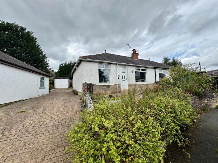 2 Bedroom Semi-Detached Bungalow For Sale In Bankfield Gardens, Southowram, Halifax, HX3