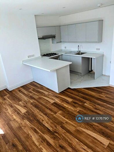 4 Bedroom Maisonette To Rent In Caistor Park Road, London, E15