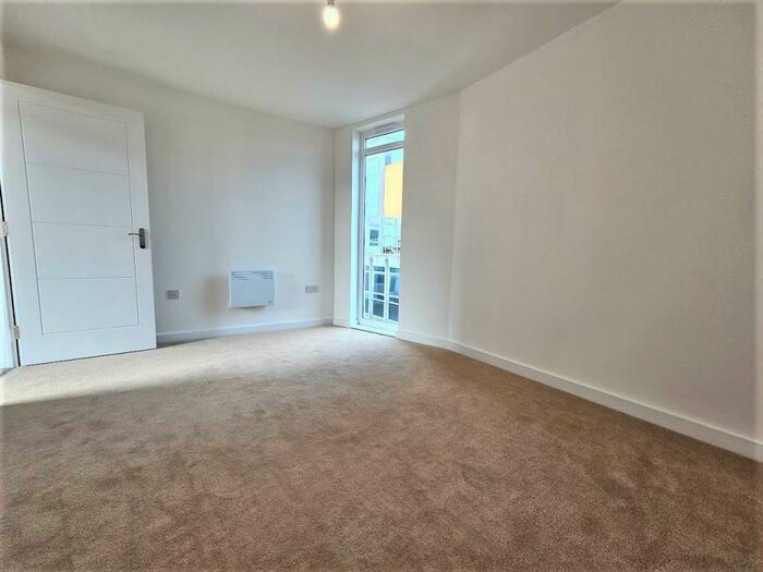 2 Bedroom Apartment To Rent In Jacksons Corner, Central Reading, RG1