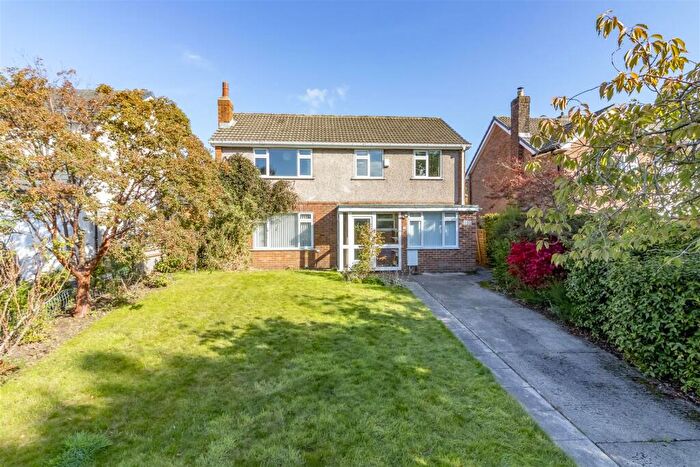 4 Bedroom Detached House For Sale In Parklands, Bramhope, Leeds, LS16