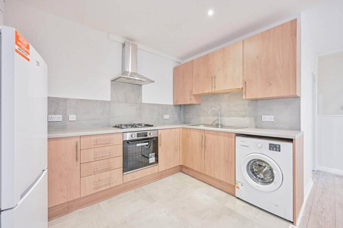 2 Bedroom Maisonette To Rent In Rosebery Road, , Muswell Hill, London, N10