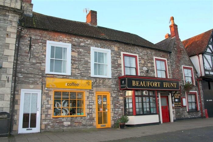 2 Bedroom Flat To Rent In Broad Street, Chipping Sodbury, BS37