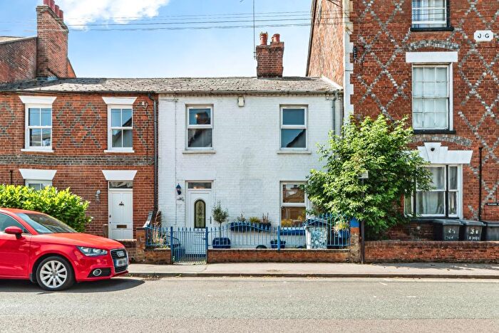 3 Bedroom Terraced House To Rent In Craven Road, Newbury, RG14