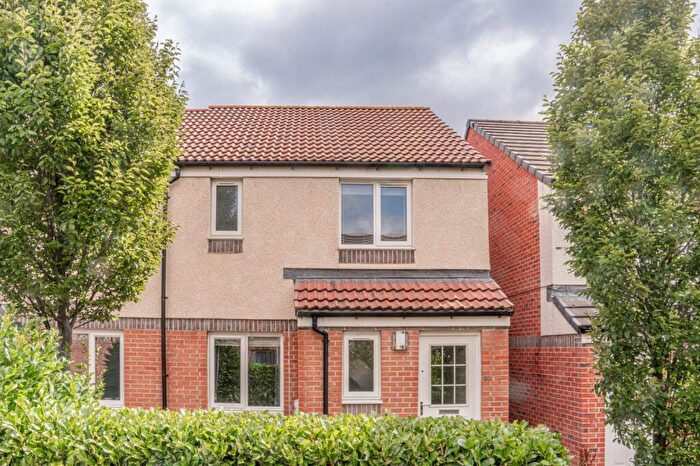 3 Bedroom End Of Terrace House For Sale In Dunipace Road, Edinburgh, EH12