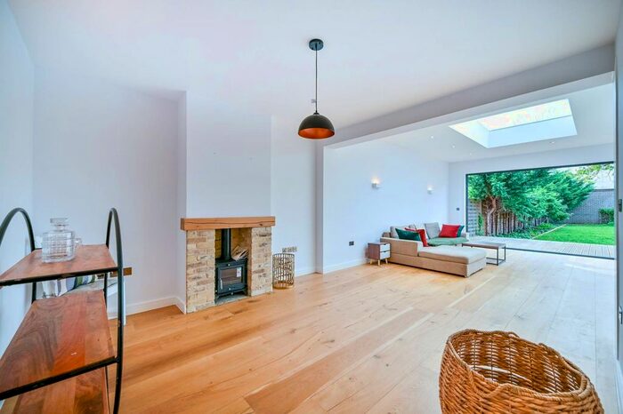 3 Bedroom Terraced House To Rent In Thompson Avenue, Richmond, TW9